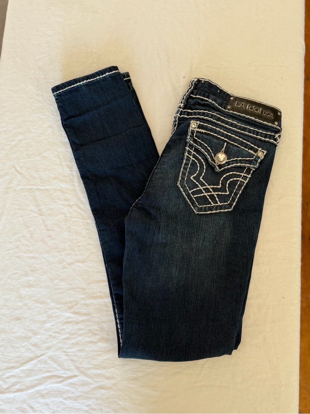 Women’s La Idol USA Dark Wash Rhinestone Embroidered Denim Jeans Size 11 33x31 - Picture 3 of 13